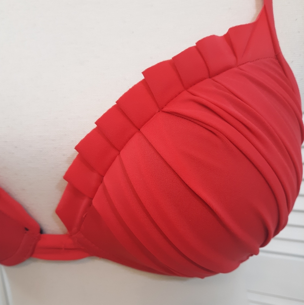 ASOS ruffle red bikini swim top NWOT 36B *A1 - Picture 3 of 6